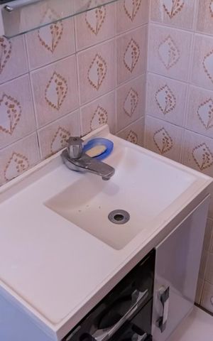 Casa à venda com 220m², 3 quartos e 2 vagasBanheiro social
