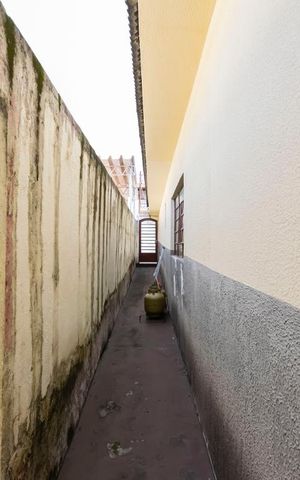 Casa à venda com 220m², 3 quartos e 2 vagasQuintal