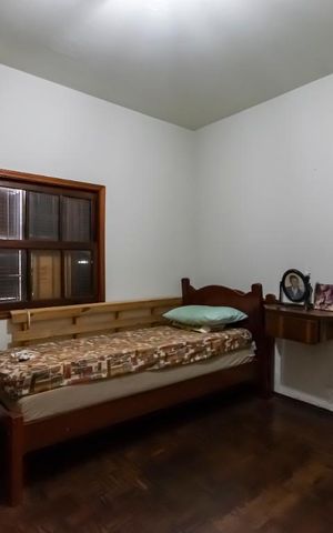 Casa à venda com 220m², 3 quartos e 2 vagasQuarto 2