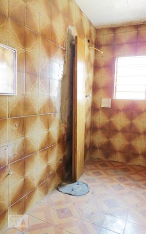Casa à venda com 210m², 5 quartos e 2 vagas Casa à venda com 210m², 5 quartos e 2 vagasBanheiro 4