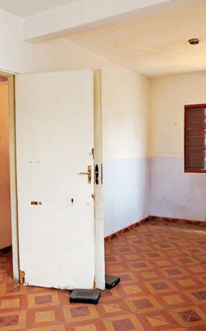 Casa à venda com 210m², 5 quartos e 2 vagas Casa à venda com 210m², 5 quartos e 2 vagasQuarto 3