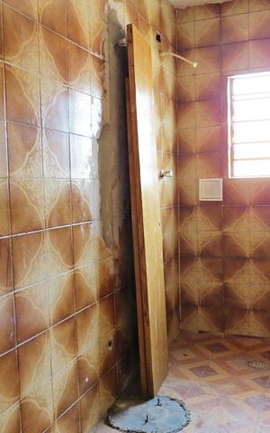 Casa à venda com 210m², 5 quartos e 2 vagas Casa à venda com 210m², 5 quartos e 2 vagasBanheiro 4