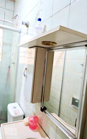 Casa à venda com 210m², 5 quartos e 2 vagas Casa à venda com 210m², 5 quartos e 2 vagasBanheiro 1