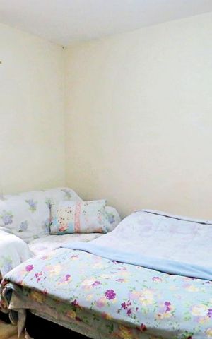 Casa à venda com 210m², 5 quartos e 2 vagas Casa à venda com 210m², 5 quartos e 2 vagasQuarto 1