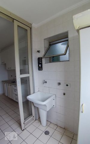 Apartamento à venda com 70m², 2 quartos e 1 vaga Apartamento à venda com 70m², 2 quartos e 1 vagaÁrea de Serviço