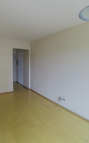 Apartamento à venda com 70m², 2 quartos e 1 vaga Apartamento à venda com 70m², 2 quartos e 1 vagaSala