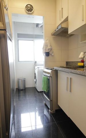 Apartamento à venda com 75m², 2 quartos e 2 vagasCozinha