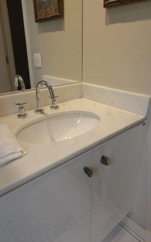 Apartamento à venda com 75m², 2 quartos e 2 vagasPia