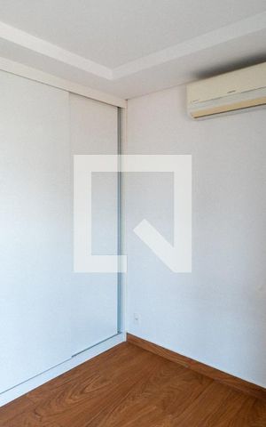 Studio à venda com 35m², 1 quarto e 1 vaga Studio à venda com 35m², 1 quarto e 1 vagaQuarto