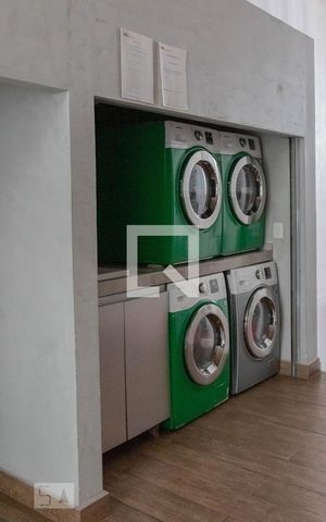 Studio à venda com 35m², 1 quarto e 1 vaga Studio à venda com 35m², 1 quarto e 1 vagaÁrea comum - Lavanderia