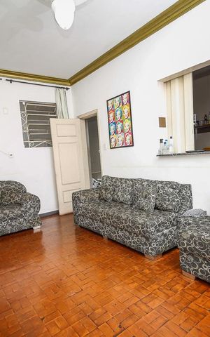Casa à venda com 700m², 15 quartos e 1 vaga Casa à venda com 700m², 15 quartos e 1 vagaSala