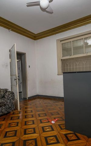 Casa à venda com 700m², 15 quartos e 1 vaga Casa à venda com 700m², 15 quartos e 1 vagaSala de Estar