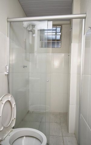 Casa à venda com 700m², 15 quartos e 1 vaga Casa à venda com 700m², 15 quartos e 1 vagaBanheiro Suíte 1