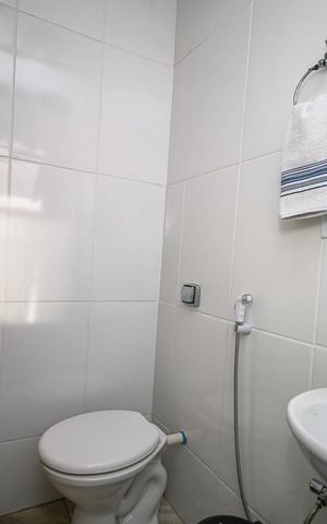 Casa à venda com 700m², 15 quartos e 1 vaga Casa à venda com 700m², 15 quartos e 1 vagaBanheiro Suíte 2