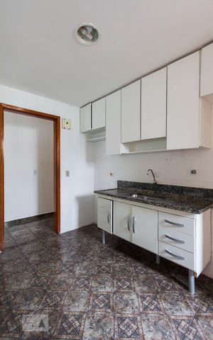 Apartamento à venda com 70m², 2 quartos e 2 vagasCozinha