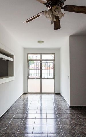 Apartamento à venda com 70m², 2 quartos e 2 vagasSala