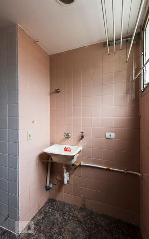 Apartamento à venda com 70m², 2 quartos e 2 vagasÁrea de Serviço