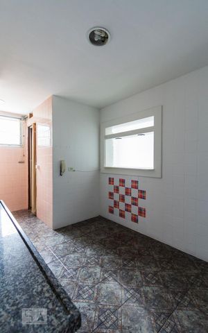 Apartamento à venda com 70m², 2 quartos e 2 vagasCozinha