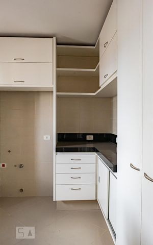 Apartamento à venda com 330m², 4 quartos e 4 vagas Apartamento à venda com 330m², 4 quartos e 4 vagasCozinha