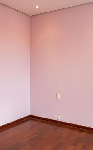 Apartamento à venda com 330m², 4 quartos e 4 vagas Apartamento à venda com 330m², 4 quartos e 4 vagasSuíte 1