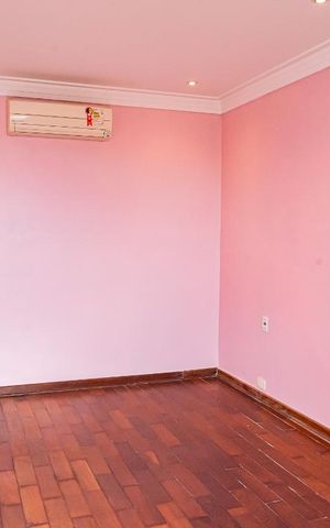 Apartamento à venda com 330m², 4 quartos e 4 vagas Apartamento à venda com 330m², 4 quartos e 4 vagasCobertura - Suíte 4