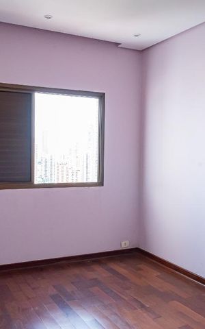 Apartamento à venda com 330m², 4 quartos e 4 vagas Apartamento à venda com 330m², 4 quartos e 4 vagasSuíte 3
