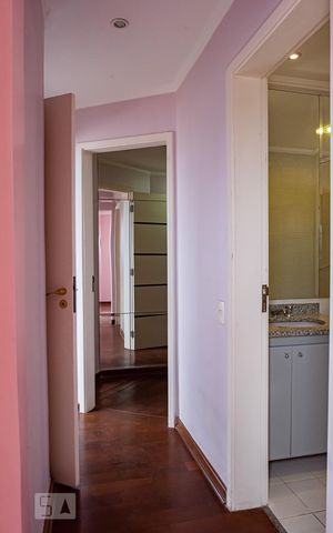 Apartamento à venda com 330m², 4 quartos e 4 vagas Apartamento à venda com 330m², 4 quartos e 4 vagasCobertura - Suíte 4