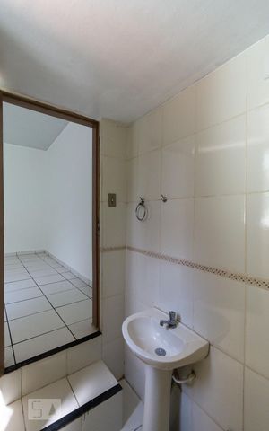 Casa à venda com 350m², 2 quartos e 9 vagasBanheiro