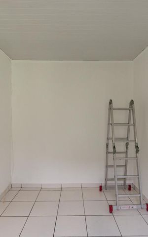 Casa à venda com 350m², 2 quartos e 9 vagasSala