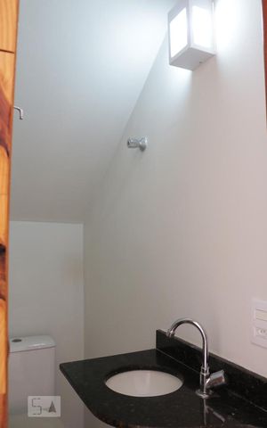 Casa de condomínio à venda com 60m², 2 quartos e sem vaga Casa de condomínio à venda com 60m², 2 quartos e sem vagaLavabo