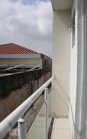Casa de condomínio à venda com 60m², 2 quartos e sem vaga Casa de condomínio à venda com 60m², 2 quartos e sem vagaSacada