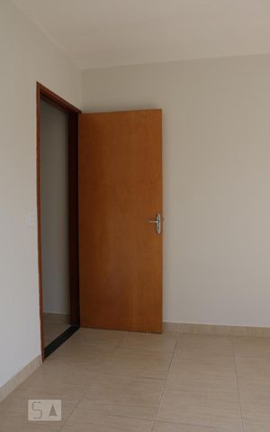 Casa de condomínio à venda com 60m², 2 quartos e sem vaga Casa de condomínio à venda com 60m², 2 quartos e sem vagaDormitório 1 suiite