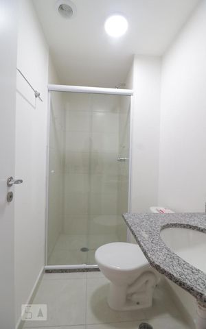 Apartamento para alugar com 36m², 1 quarto e 1 vaga Apartamento para alugar com 36m², 1 quarto e 1 vagaBanheiro Social