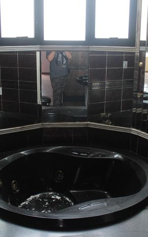 Apartamento à venda com 195m², 4 quartos e 2 vagas Apartamento à venda com 195m², 4 quartos e 2 vagasBanheiro da Suíte