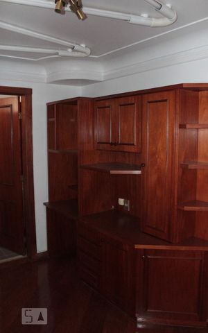 Apartamento à venda com 195m², 4 quartos e 2 vagas Apartamento à venda com 195m², 4 quartos e 2 vagasQuarto