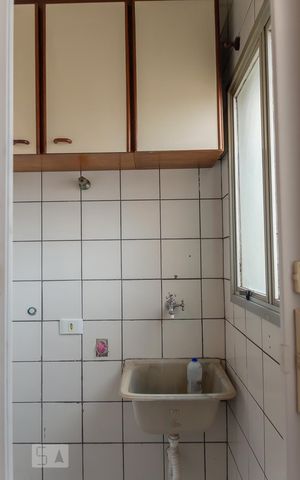 Apartamento à venda com 69m², 3 quartos e 1 vagaÁrea de Serviço