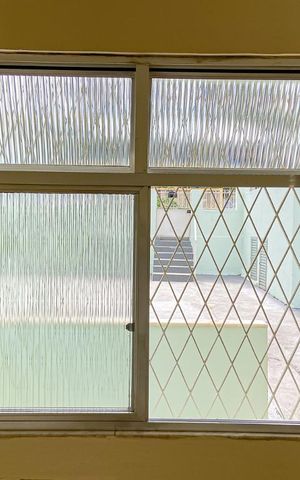 Casa para alugar com 70m², 2 quartos e 1 vaga Casa para alugar com 70m², 2 quartos e 1 vagaSala
