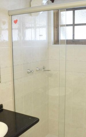 Casa à venda com 140m², 3 quartos e 1 vagaBanheiro da Suíte