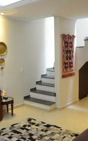 Casa à venda com 140m², 3 quartos e 1 vagaDetalhe Sala