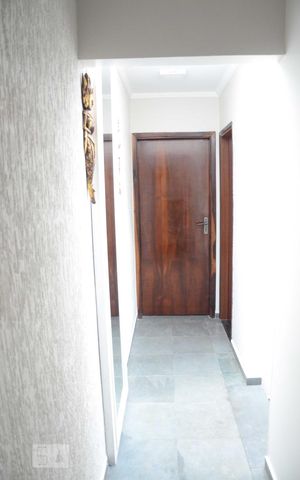 Casa à venda com 140m², 3 quartos e 1 vagaCorredor