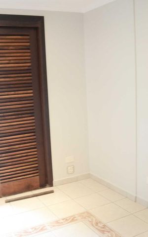 Casa à venda com 140m², 3 quartos e 1 vagaCloset ou Escritório