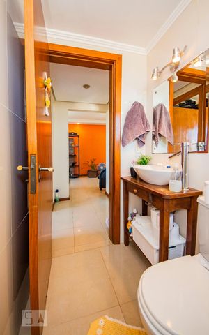 Apartamento à venda com 84m², 2 quartos e 1 vaga Apartamento à venda com 84m², 2 quartos e 1 vagaBanheiro