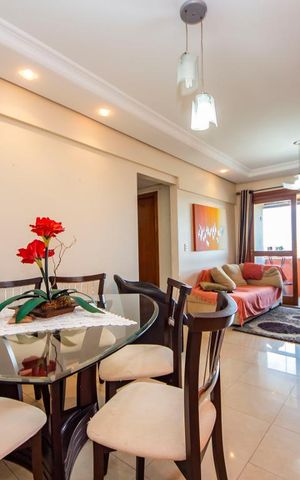 Apartamento à venda com 84m², 2 quartos e 1 vaga Apartamento à venda com 84m², 2 quartos e 1 vagaSala
