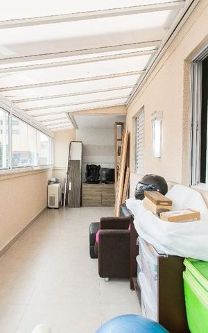 Apartamento à venda com 90m², 3 quartos e 1 vagaVaranda