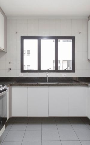 Apartamento à venda com 190m², 3 quartos e 3 vagasCozinha