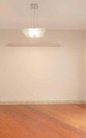 Apartamento à venda com 190m², 3 quartos e 3 vagasSala