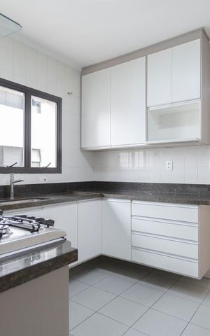 Apartamento à venda com 190m², 3 quartos e 3 vagasCozinha