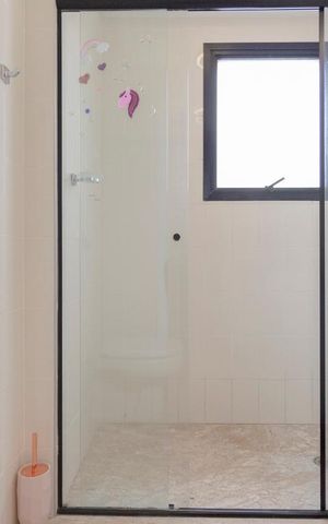 Apartamento à venda com 190m², 3 quartos e 3 vagasBanheiro da Suíte 1