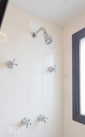 Apartamento à venda com 190m², 3 quartos e 3 vagasBanheiro da Suíte 2