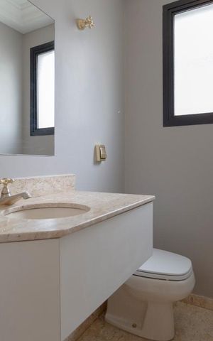 Apartamento à venda com 190m², 3 quartos e 3 vagasLavabo